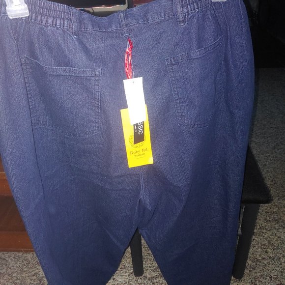 Ruby Red Jeans - Picture 1 of 2